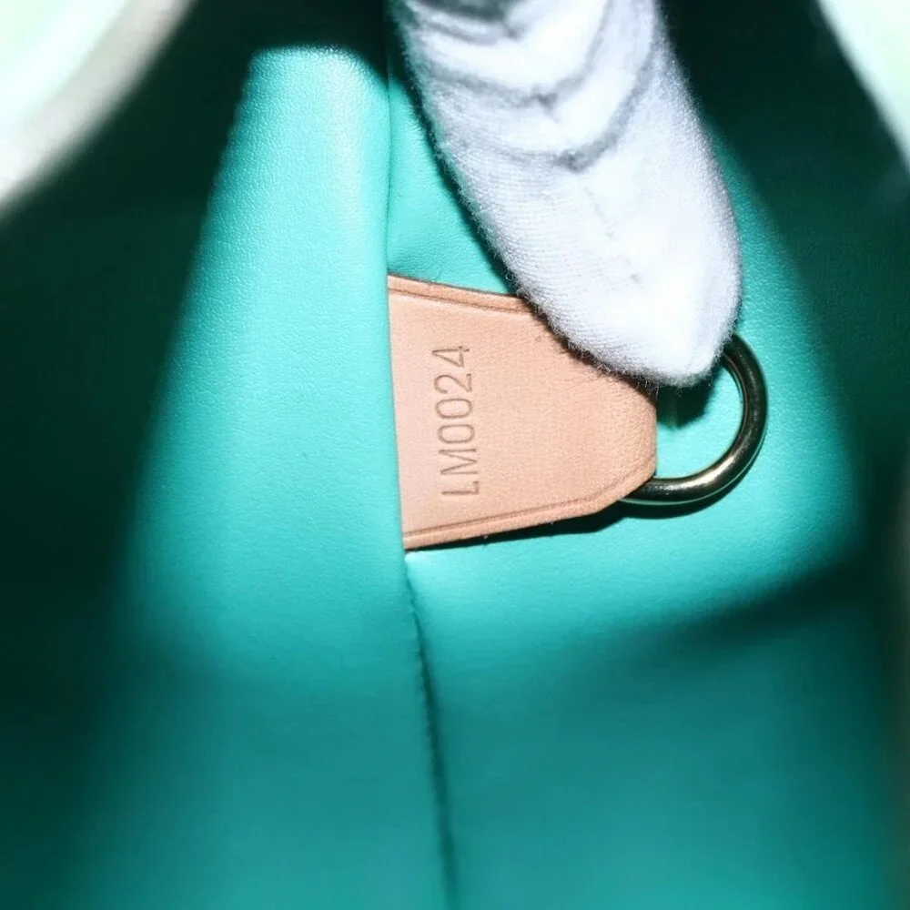 LOUIS VUITTON Monogram Vernis Houston Hand Bag Peppermint - Picture 13 of 15